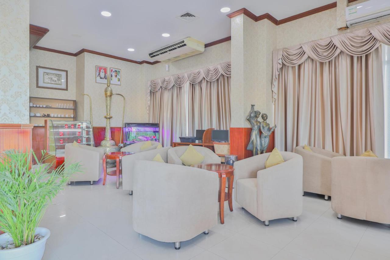 Oyo 274 California Suites Füceyre Dış mekan fotoğraf