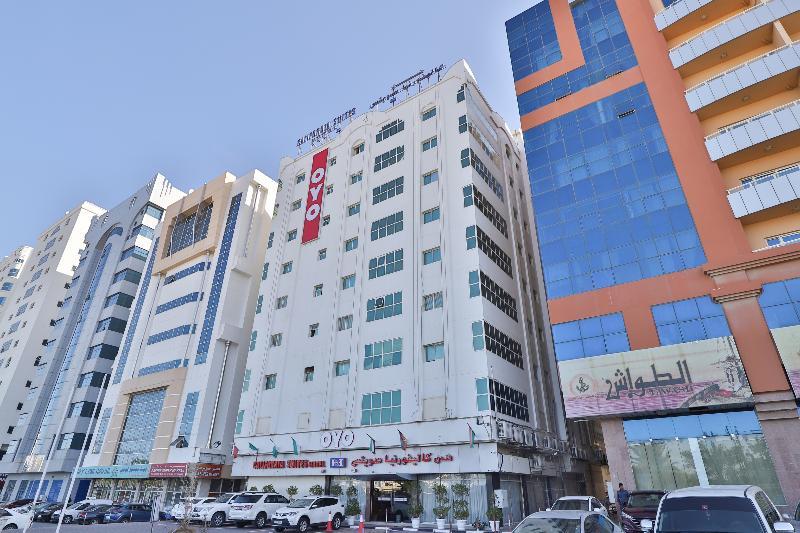 Oyo 274 California Suites Füceyre Dış mekan fotoğraf